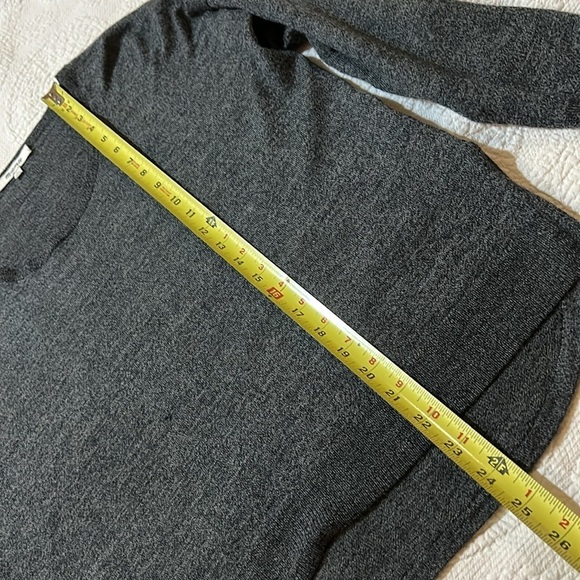 Madewell Wool Blend Light weight sweater. Small - Picture 5 of 8